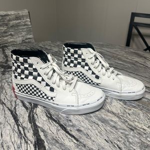 Vans checkered hi tops!